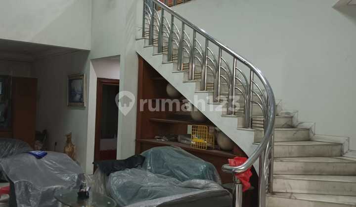Di Jual Rumah 2,5 Lantai Di Cideng, Strategis Bebas Banjir
