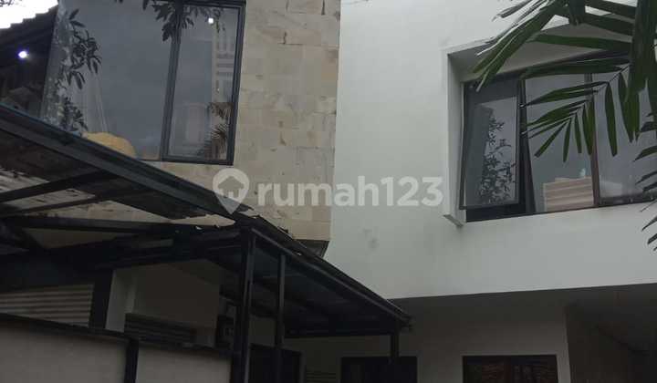 Di Jual Rumah Di Cikini Menteng, Zona Bisnis Strategis Di Jual Rumah Di Cikini Menteng, Zona Bisnis Strategis