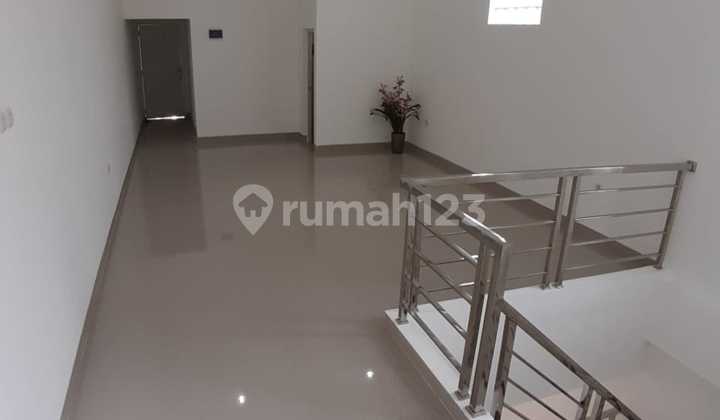 Di Jual Rumah 3 Lantai Di Kartini, Modern Minimalis, Siap Huni 2