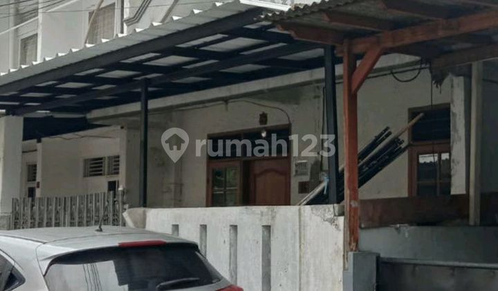 For Sale House in Tomang, Minimalist Inside Complex 1