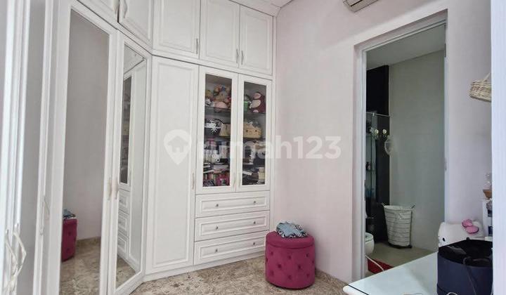 DIJUAL RUMAH 4 LANTAI HOEK PERUM CITRA 2 EXT