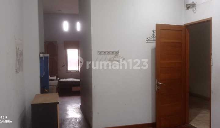 For Sale: 2-Story Simprug Poris House 2