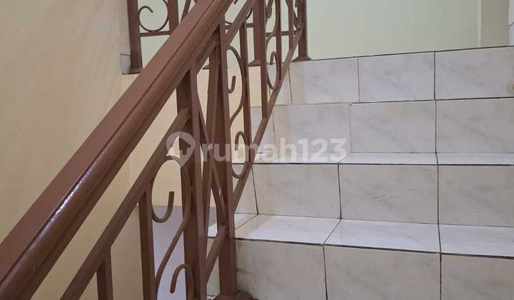 DIJUAL RUMAH 2 LANTAI DI PERUM DAAN MOGOT BARU JL.TAMPAK SIRING 1