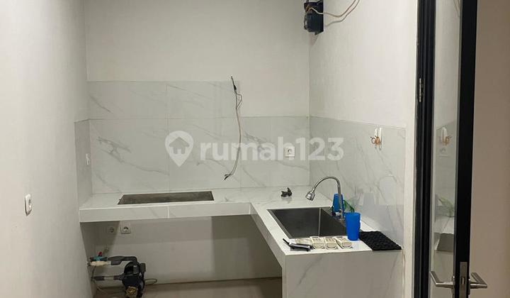 FOR SALE CORNER HOUSE 2 FLOORS. METRO PERMATA HOUSING ESTATE i, TANGERANG 2