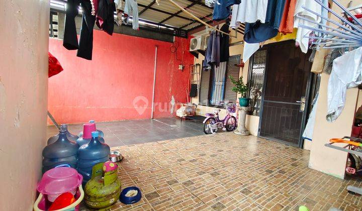 Dijual Rumah di Simprug Poris 2