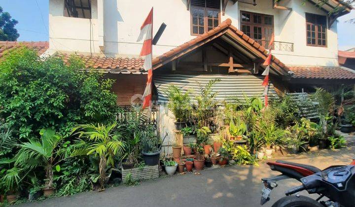 Dijual Rumah Hoek Daerah Tomang 1