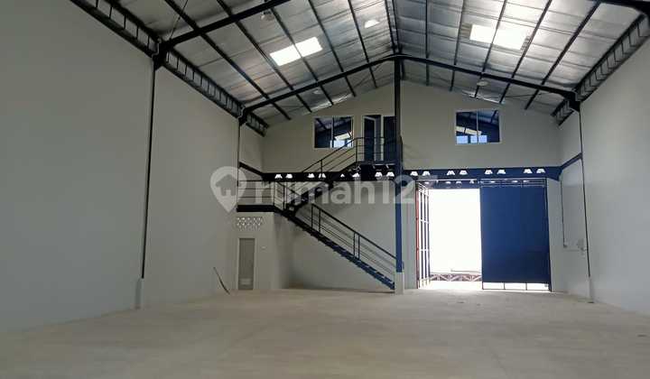 FOR RENT 486M2 WAREHOUSE IN TIGARAKSA TANGERANG AREA