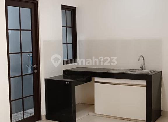 DIJUAL CEPAT RUMAH GREEN VILLAGE  TANGERANG 2 LANTAI UKURAN 6X10,5M2