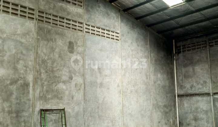 Warehouse for Rent in Karawaci, Tangerang, Area 540 M2 Warehouse for Rent in Karawaci, Tangerang, Area 540 M2