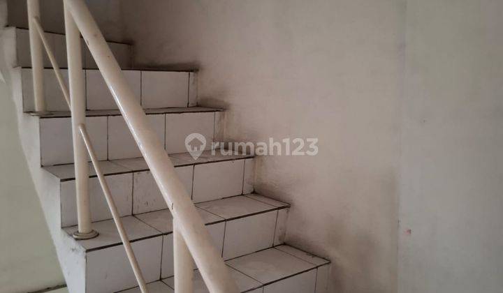 Disewakan Ruko 3,5 lantai Jalan Taman Palem Lestari 2