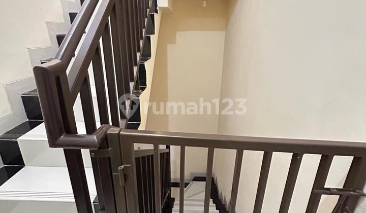 DIJUAL CEPAT RUMAH TINGGAL  2 LANTAI JALAN ANYELIR,KRESEK,JAKBAR