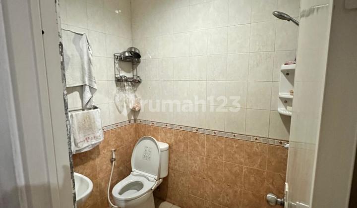 DIJUAL RUMAH 2,5 LANTAI DI PERUMAHAN DURI KOSAMBI BARU