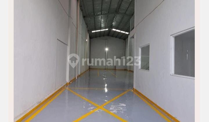 DISEWAKAN GUDANG DI JL. SATU MARET,KALIDERES LUAS 300 M2 DISEWAKAN GUDANG DI JL. SATU MARET,KALIDERES LUAS 300 M2