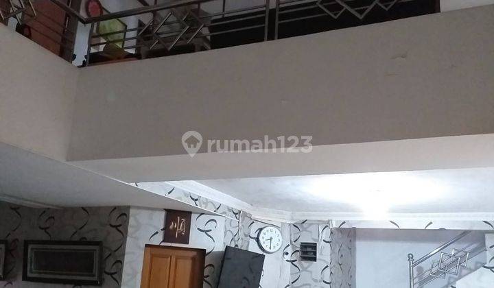 Dijual Cepat Rumah Mewah 2 Lantai Komplek Kebon Jeruk Baru  2