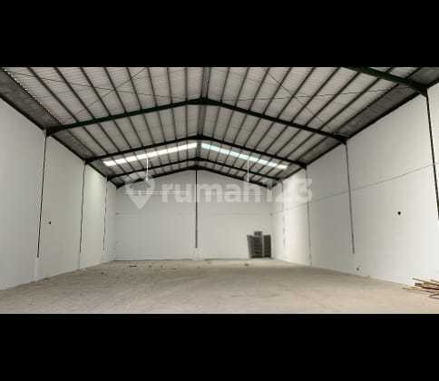 DIJUAL GUDANG UKURAN 15X45 M2 DI LAKSANA BUSINESS PARK,TANGERANG