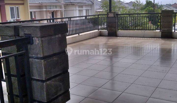 Rumah 2 lantai di area di Perumahan kota wisata  2