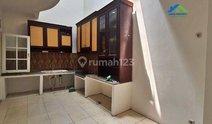 Rumah 2 Lantai Diarea Kota Wisata Dekat Toll Nagrak Cibubur  2