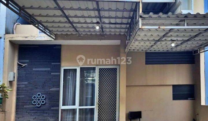 Rumah 2 lantai siap huni di area di Perumahan kota wisata Cibubur dekat tol Nagrak  2