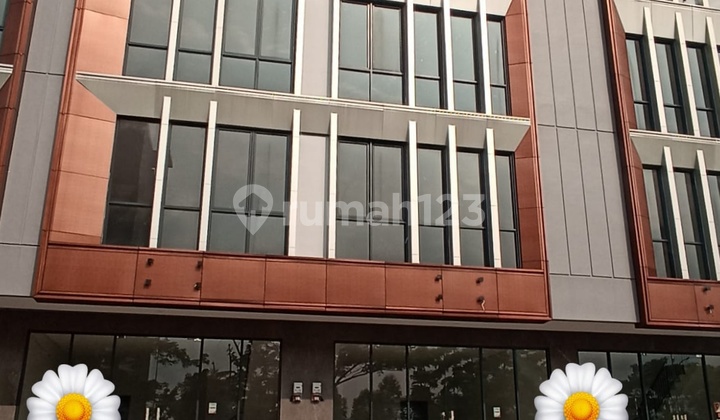 For Rent 3-Story Shop House Near Cibubur Kota Wisata Toll Gate For Rent 3-Story Shop House Near Cibubur Kota Wisata Toll Gate