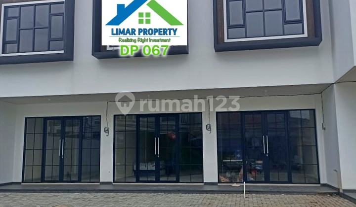 Ruko Gress 2 Floors in a Strategic Location, Kebayunan, Tapos, Depok 1