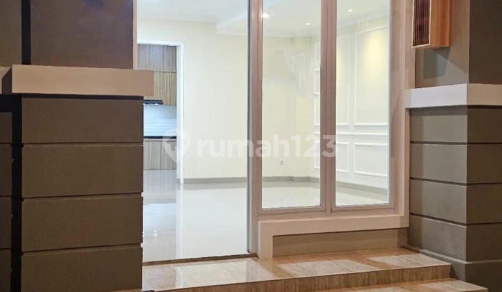 Rumah Cozy Harga Terbaik Cluster Favourite Kota Wisata Cibubur 2