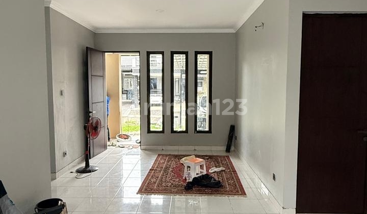 Ready-to-Occupy Rental House with Ideal and Strategic Location at Legendary Tourist Destination