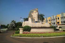 3-Story Shop House Ready to Occupy and Strategic in Legenda Wisata Cibubur 2