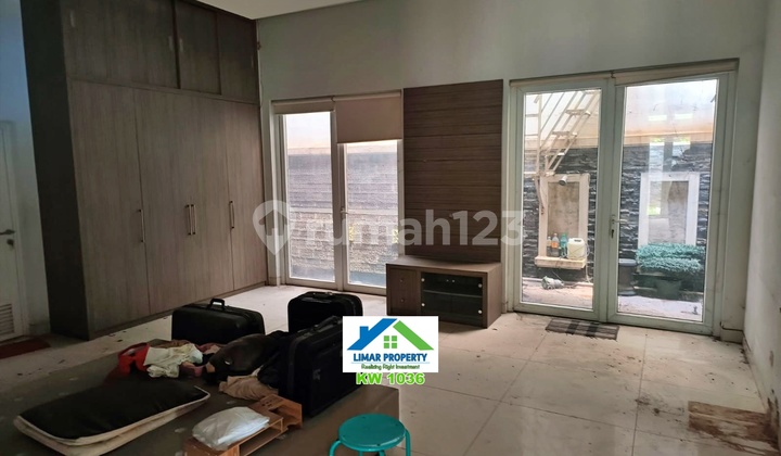 Rumah Luas dan Strategis Harga Bagus di Kota Wisata Cibubur