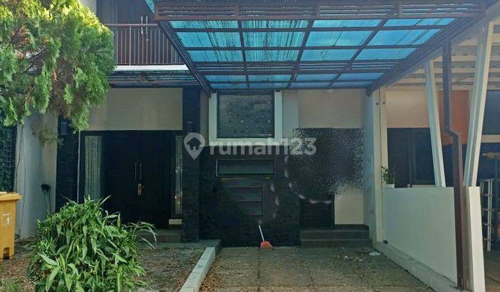 Rumah Depan Taman Fasilitas Oke Punya di Raffles Hills Cibubur 1