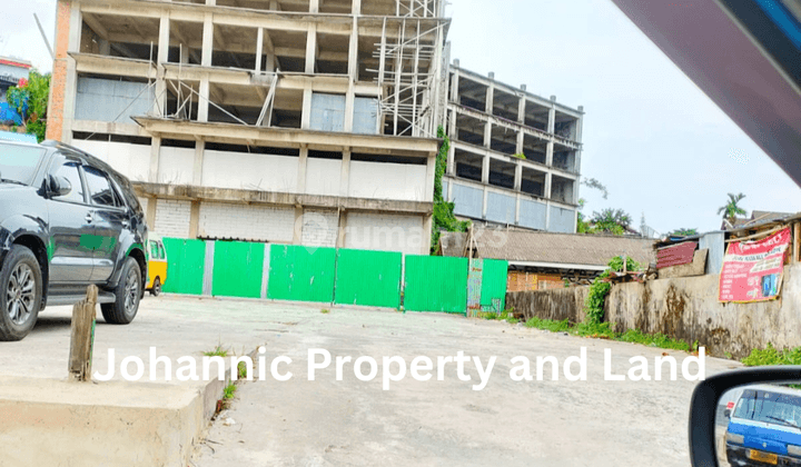 Ruang Usaha Proyek Hotel Terhenti di depan Pantai Melawai 2