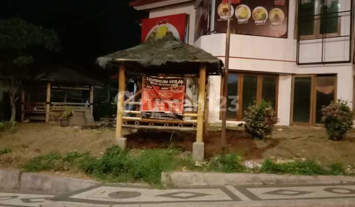House in Batu with Mountain View 2