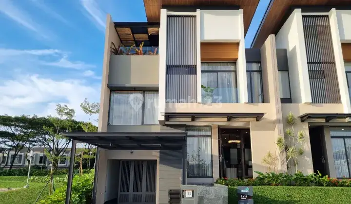 Heron merupakan rumah baru dengan konsep split level 2.5 lantai 1