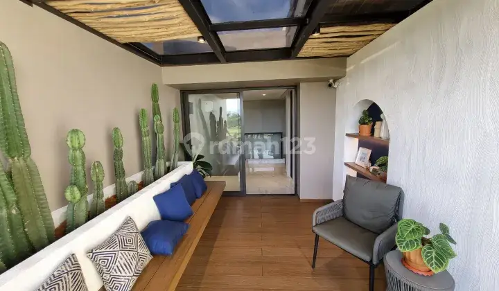 Heron merupakan rumah baru dengan konsep split level 2.5 lantai 7