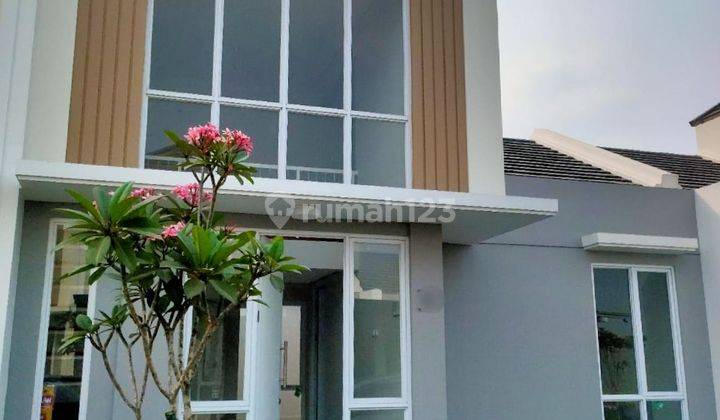 Dijual Rumah baru di Paramount Petals Cluster Canna 1