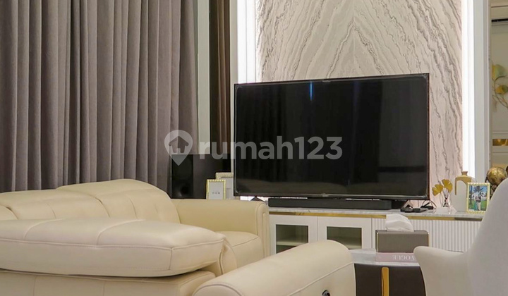 For Rent Hillcrest Apartment Penthouse 3 Bedrooms in Lippo Karawaci
