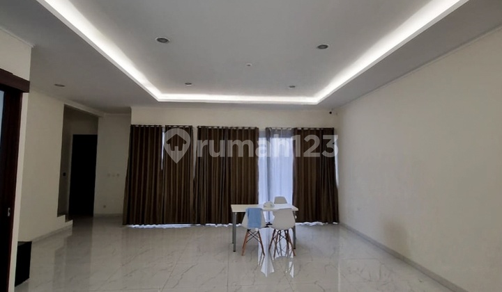 Dijual Rumah di Cluster Eldora Suvarna Sutera Tangerang 2