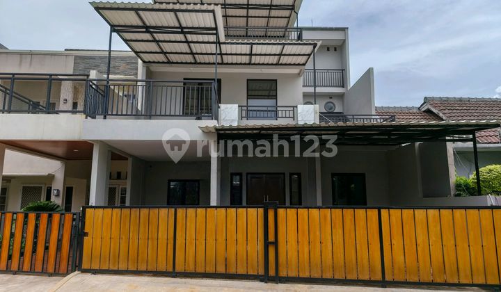 For Sale Beautiful 3-Story Ready-to-Occupy House in BSD City 2
