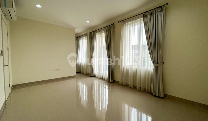 For Sale Semi Furnished Flamingo House in Gading Serpong The Spring 2