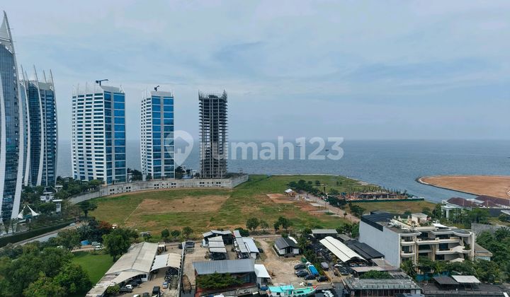 For Sale 2 Units of Combined Pearls Beach Apartments with Sea View