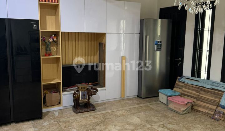 Dijual Rumah Bagus, Lingkungan Asri, Siap Huni, Di Sektor 5 Bintaro