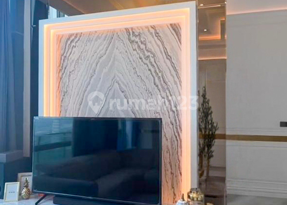 For Sale Hillcrest Apartment 3 Bedroom Penthouse Lippo Karawaci