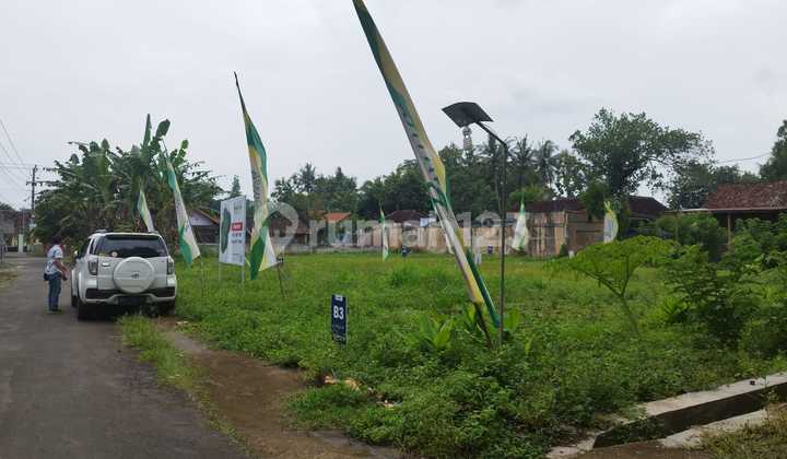 Tanah Kavling Dekat Studio Gamplong Legalitas SHM  1