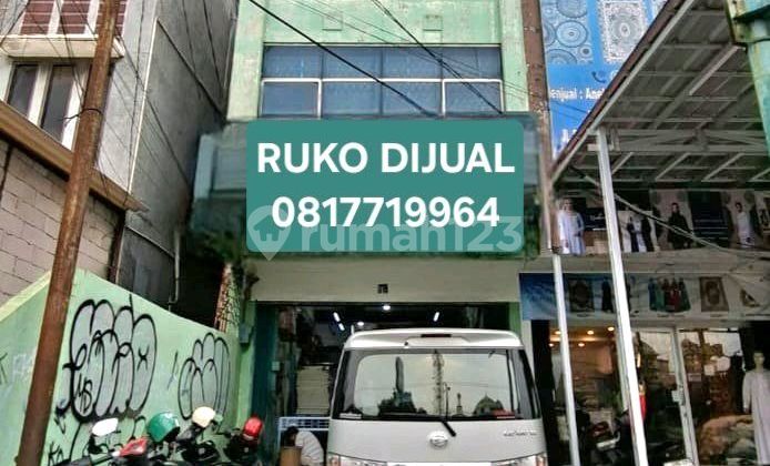 For Quick Sale: Shop House on Serpong Main Road + Large Land Suitable for Rental Units For Quick Sale: Shop House on Serpong Main Road + Large Land Suitable for Rental Units