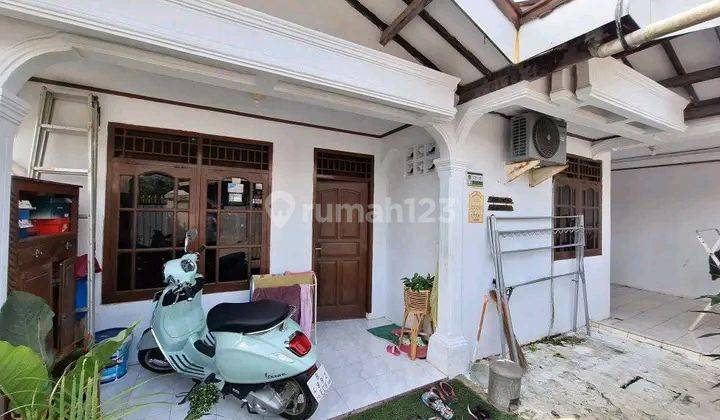garasi/carport di jual rumah murah di