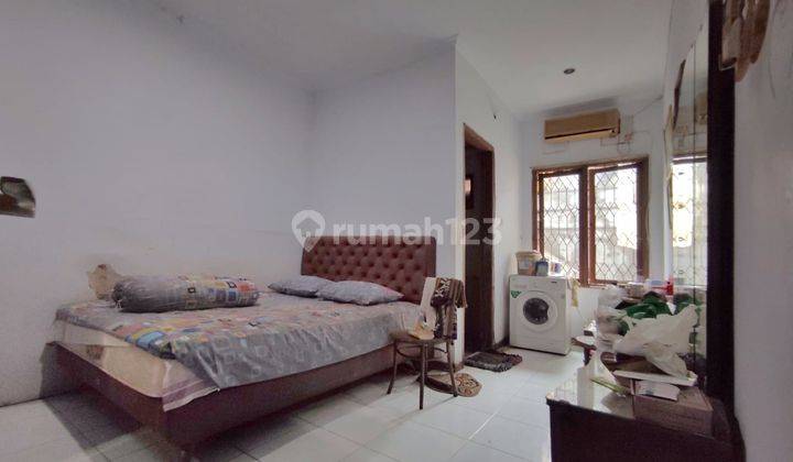 Ruko Murah 3 lantai di Jalan Raya Bogor 10