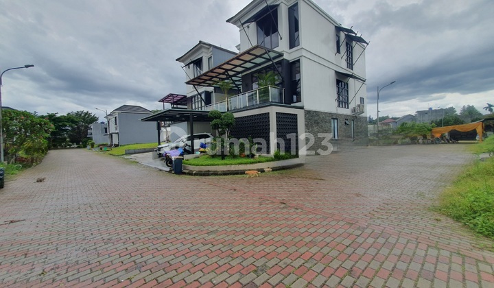 Di Jual !rumah Minimalis Lantai 3 Di Cluster Nfiniti Residence 