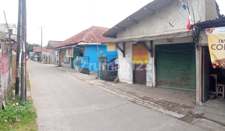 Di Jual Cepat Rumah Berbentuk Kios Di Pinggir Jalan Dampit Sukamekar, Ciomas, 1