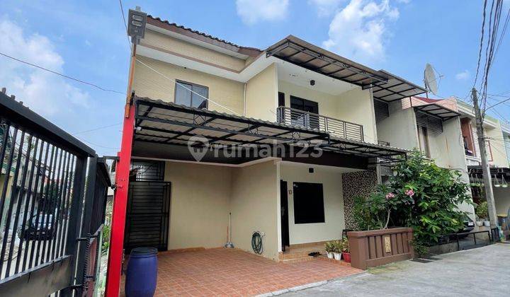 Rumah Murah   2 Lantai Murah Di  Town House Di Gedong, Pasar Rebo  1