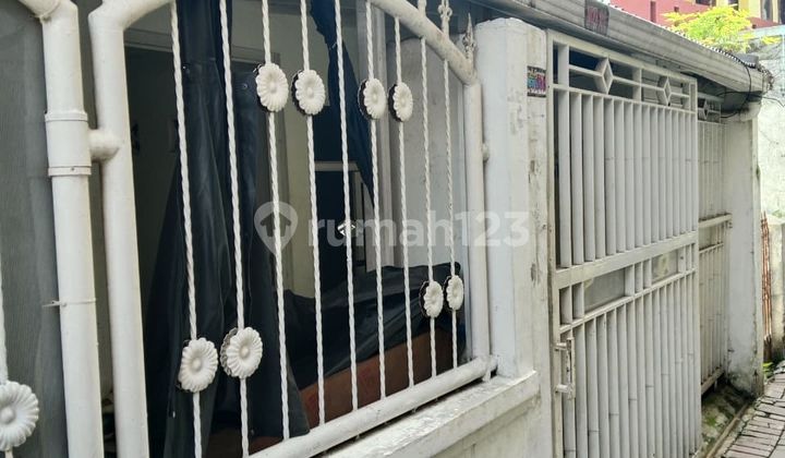 Kost Kosan di Maleer Dua(Masuk Gang)Samping Trans Studio Mall Kost Kosan di Maleer Dua(Masuk Gang)Samping Trans Studio Mall