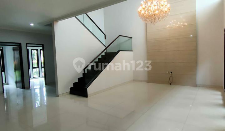 Rumah mewah siap huni di Batununggal indah 2